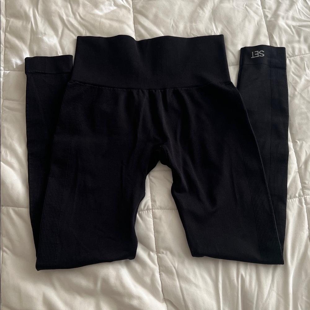 SET Active Sculptflex leggings, Onyx black color, size women's small